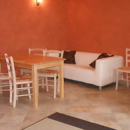 Le Lasarde Vakantieboerderij *