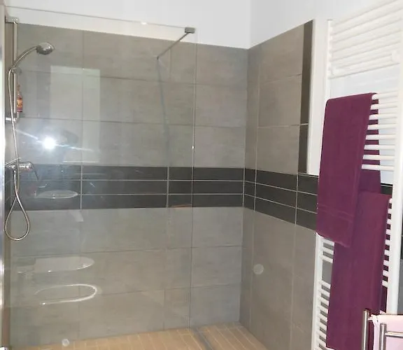 Le Lasarde 베나스카